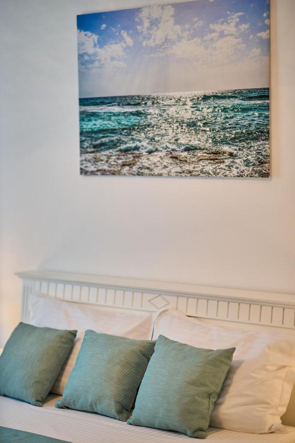 Seastar Apartment - Spa N Pools Beach Resort Mamaia Esterno foto